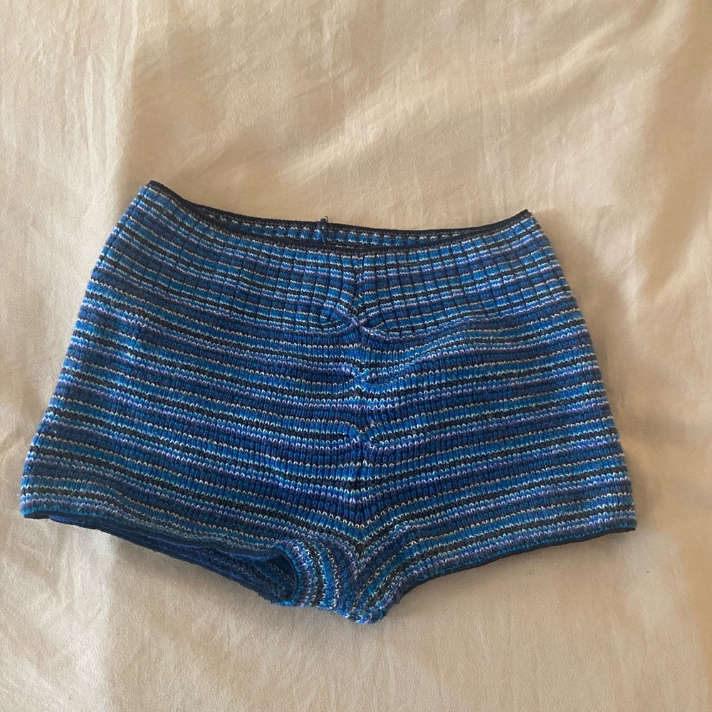 Stretchy Warmup Shorts for Ballet